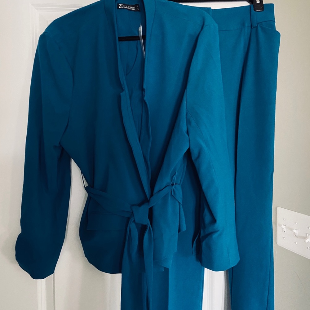 Women pantsuit